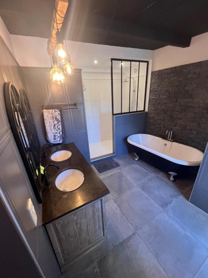 ור פון דו גאר Maison D'Hotes Le Mas De Lila מראה חיצוני תמונה